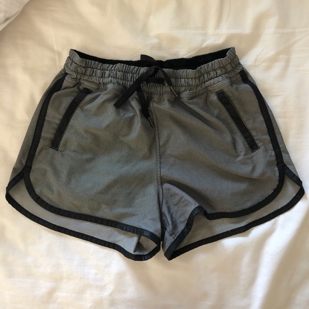 Women’s Lulu shorts